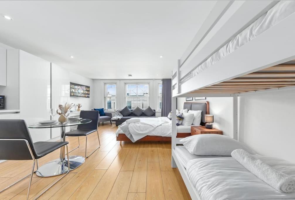 Piccadilly Haven, Flat In London Vr12 Apartment Bagian luar foto
