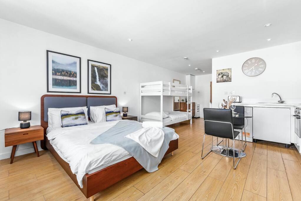 Piccadilly Haven, Flat In London Vr12 Apartment Bagian luar foto